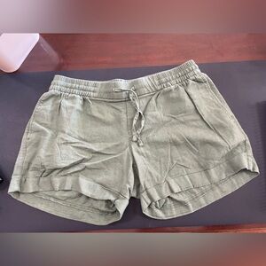 Old Navy Size Medium Green Women's Shorts